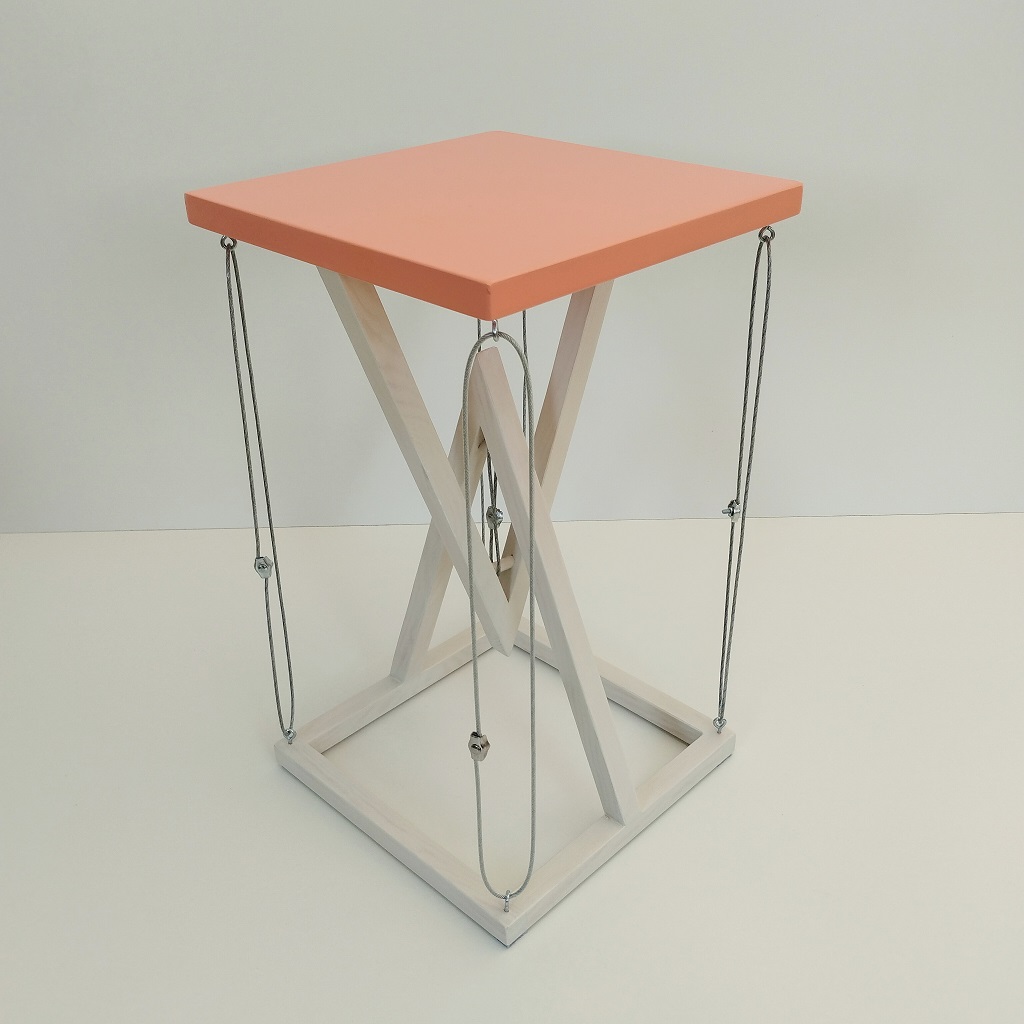 Tensegrity table